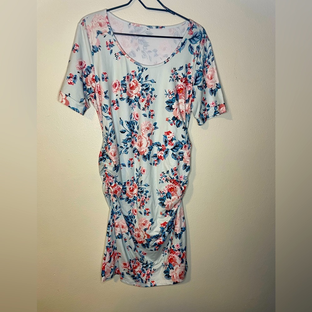 Floral maternity dress